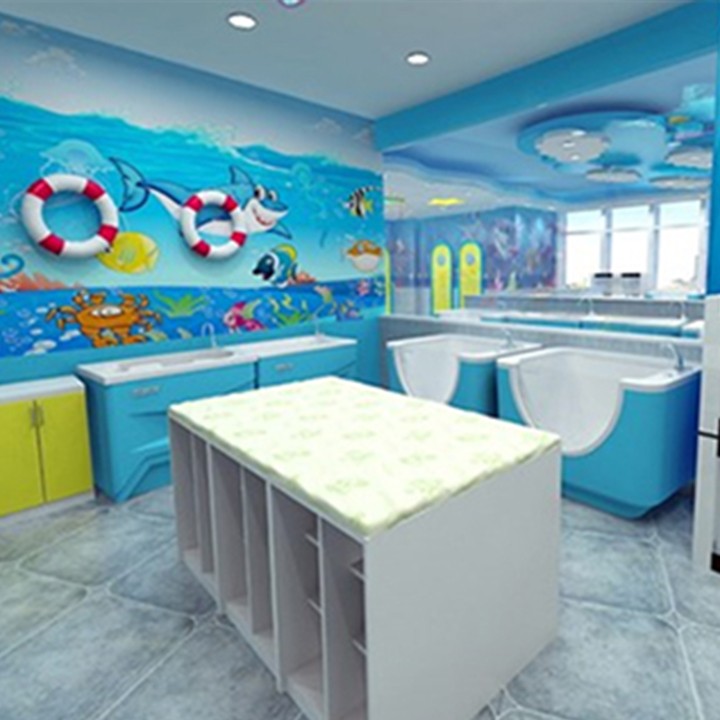 嬰兒游泳館